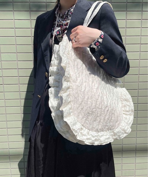 Casselini（キャセリーニ）の「Casselini(キャセリーニ)ラウンドフリルバッグ（トートバッグ・レディース・ブラック/ラベンダー/イエロー/チェック/ホワイト・FREE）」の2枚目の写真