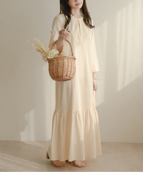Ambre Neige(アンブルネージュ)の「カットマーメイドワンピース/【WEB/EC限定商品】(ワンピース・レディース・アイボリー/ダークブラウン・FREE)」の1枚目の写真