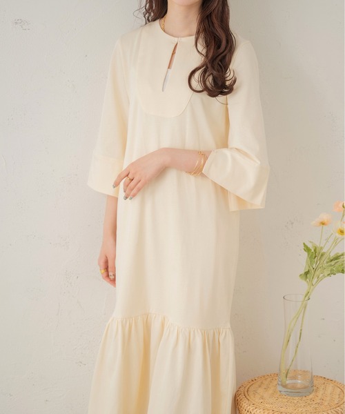 Ambre Neige(アンブルネージュ)の「カットマーメイドワンピース/【WEB/EC限定商品】(ワンピース・レディース・アイボリー/ダークブラウン・FREE)」の3枚目の写真