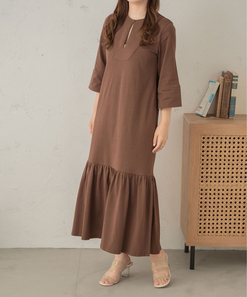 Ambre Neige(アンブルネージュ)の「カットマーメイドワンピース/【WEB/EC限定商品】(ワンピース・レディース・アイボリー/ダークブラウン・FREE)」の6枚目の写真