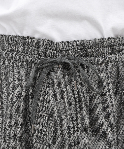 saby（サバイ）の「【saby / サバイ】TWEED TAPERED EASY PANTS（スラックス・メンズ・ブラック・3）」の2枚目の写真