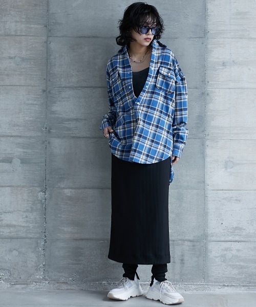 GEVS.（ジェイヴィス）の「＜大きいサイズ＞ レギンス付カットソータイトスカート GEVS.（スカート・レディース・ブラック・L/LL/3L/4L/5L）」の3枚目の写真