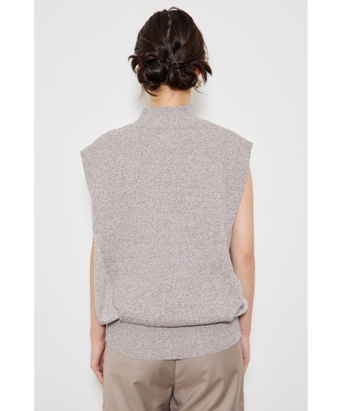 rienda（リエンダ）の「タックショルダーニットトップス 春服 秋服 ノースリーブトップス（ニット/セーター・レディース・ブラック/ブルー/ベージュ・FREE）」の14枚目の写真