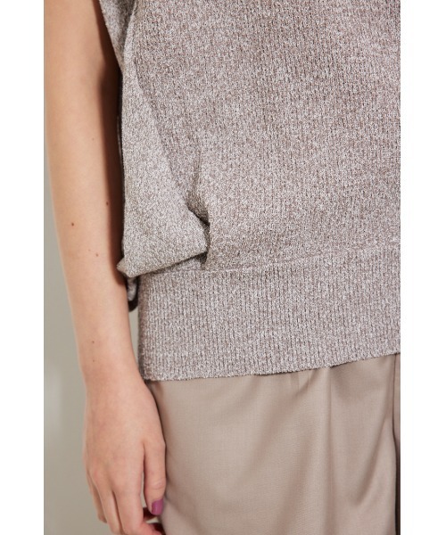 rienda（リエンダ）の「タックショルダーニットトップス 春服 秋服 ノースリーブトップス（ニット/セーター・レディース・ブラック/ブルー/ベージュ・FREE）」の17枚目の写真