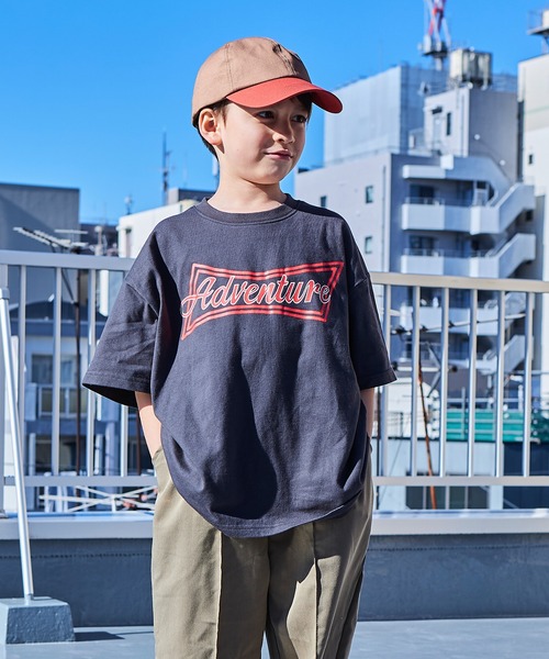 PAIRMANON STREET（ペアマノンストリート）の「【PAIRMANON STREET】【プレミアムコットン100】【かぞくおそろい】選べるデザインユニセックスTシャツ（Tシャツ/カットソー・キッズ・ブラック系その他5/ホワイト系その他4/ホワイト系その他2/グリーン系その他2/ブルー系その他4/ベージュ系その他/ブラック系その他/グリーン系その他/ホワイト系その他/オレンジ/ブラック系その他3/ブラック系その他4/パープル系その他/レッド系その他/ブルー系その他2/ブラック系その他2/ブルー系その他3・140/120/80/90/130/110/150/100）」の5枚目の写真