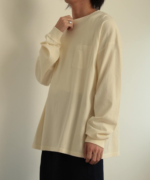 SENSE OF PLACE by URBAN RESEARCH（センスオブプレイスバイアーバンリサーチ）の「フェードルーズポケットロングスリーブTシャツ（Tシャツ/カットソー・メンズ・ライトベージュ/ブラック/ブルー・LARGE/MEDIUM）」の4枚目の写真