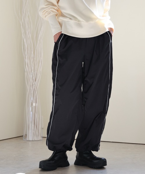 ULEULA（ウルア）の「ライン入りワイドルーズパンツ（その他パンツ・レディース・ブラック/カーキ・FREE）」の21枚目の写真