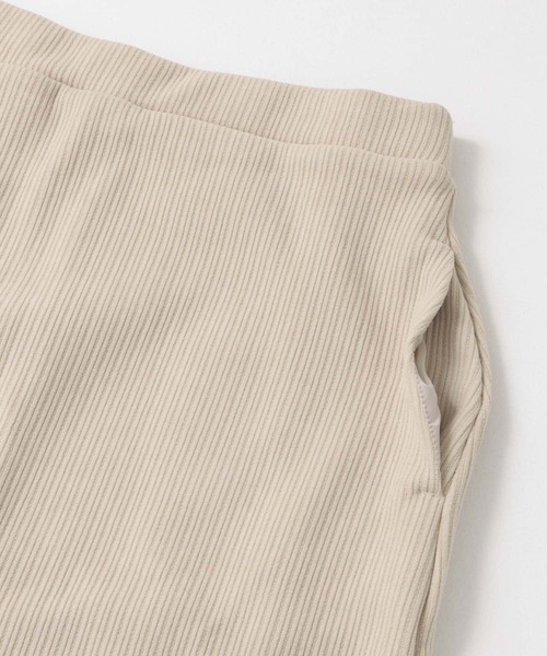 ITEMS URBANRESEARCH(アイテムズ アーバンリサーチ)の「ウラキモウコーデュロイスカート(スカート・レディース・ブラック/グリーン/ベージュ/モカ・FREE)」の12枚目の写真