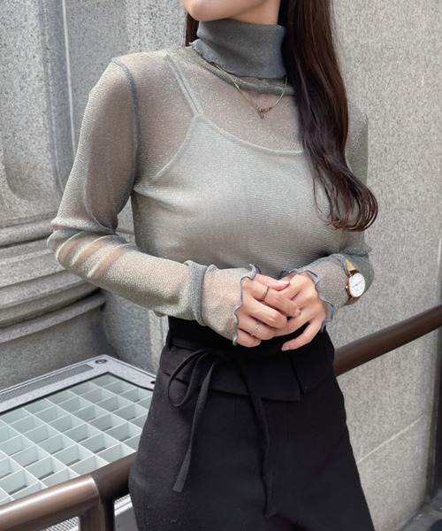 Ambre Ciel（アンブルシエル）の「ラメシアーハイネックトップス／【WEB/EC限定商品】（Tシャツ/カットソー・レディース・スモークピンク/ブラック/チャコールグレー/オフホワイト・FREE）」の19枚目の写真