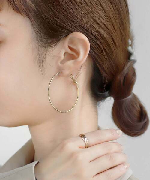 ANEMONE（アネモネ）の「メタルフープピアス[L]（ピアス（両耳用）・レディース・ピンクゴールド/シルバー/ゴールド・FREE）」の7枚目の写真