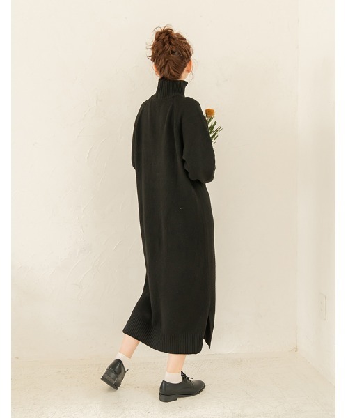 chocomee(チョコミー)の「half zip one-piece(デニムパンツ・レディース・ブラック・FREE)」の3枚目の写真