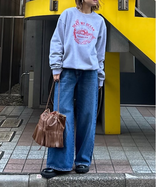 mi via loca（ミヴィアロカ）の「GILDAN　Vintageライク マーメイド ウラケ裏起毛 モチーフロゴスウェット（スウェット・レディース・ベージュ/ネイビー/トップグレー・MEDIUM/X-LARGE）」の5枚目の写真