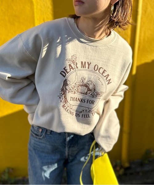 mi via loca（ミヴィアロカ）の「GILDAN　Vintageライク マーメイド ウラケ裏起毛 モチーフロゴスウェット（スウェット・レディース・ベージュ/ネイビー/トップグレー・MEDIUM/X-LARGE）」の18枚目の写真