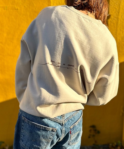 mi via loca（ミヴィアロカ）の「GILDAN　Vintageライク マーメイド ウラケ裏起毛 モチーフロゴスウェット（スウェット・レディース・ベージュ/ネイビー/トップグレー・MEDIUM/X-LARGE）」の19枚目の写真