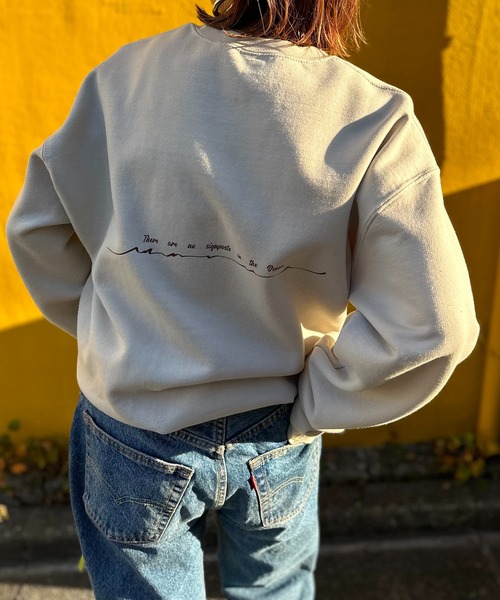 mi via loca（ミヴィアロカ）の「GILDAN　Vintageライク マーメイド ウラケ裏起毛 モチーフロゴスウェット（スウェット・レディース・ベージュ/ネイビー/トップグレー・MEDIUM/X-LARGE）」の20枚目の写真