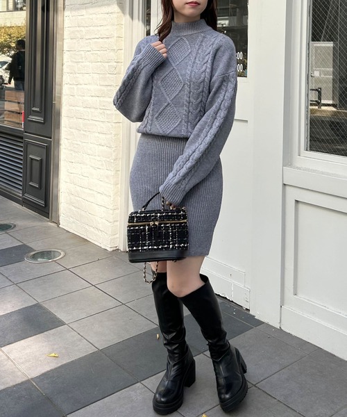 INGNI(イング)の「ケーブル柄ニットワンピース(ワンピース・レディース・グレー/アイボリー/ブラック・M)」の18枚目の写真