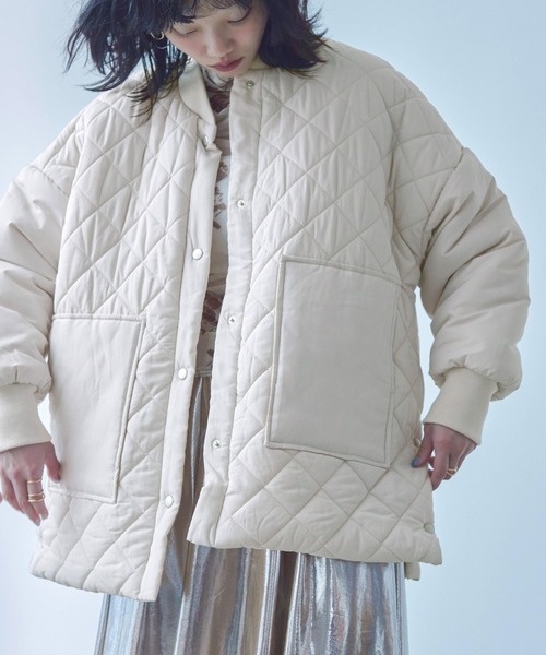Fashion Letter(ファッションレター)の「中綿入り ダイヤキルトコート / ミリタリーブルゾン(ダウンジャケット/コート・レディース・ブラック/カーキ/アイボリー・M/L)」の4枚目の写真