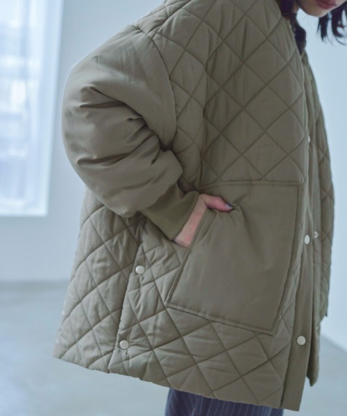 Fashion Letter(ファッションレター)の「中綿入り ダイヤキルトコート / ミリタリーブルゾン(ダウンジャケット/コート・レディース・ブラック/カーキ/アイボリー・M/L)」の20枚目の写真