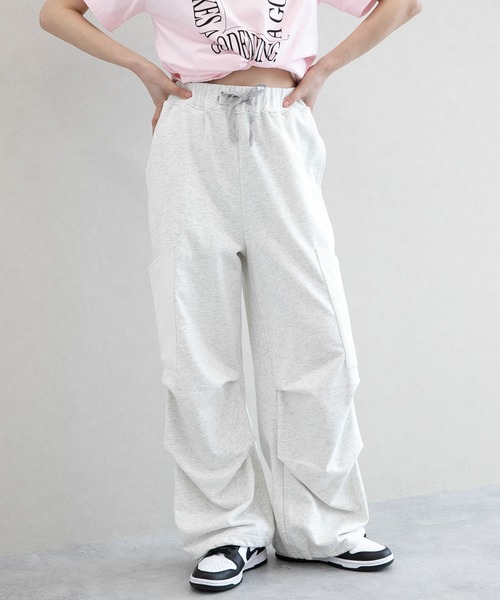 RAGEBLUE（レイジブルー）の「スウェットルーズカーゴパンツ（カーゴパンツ・レディース・ホワイト/グレー・FREE）」の2枚目の写真