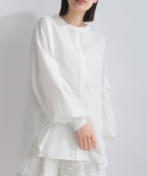 LUGIVA（ルギヴァ）の「リブ袖タックブラウス（シャツ/ブラウス・レディース・オフホワイト/ブラック・M）」の12枚目の写真