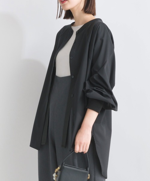 LUGIVA（ルギヴァ）の「リブ袖タックブラウス（シャツ/ブラウス・レディース・オフホワイト/ブラック・M）」の3枚目の写真