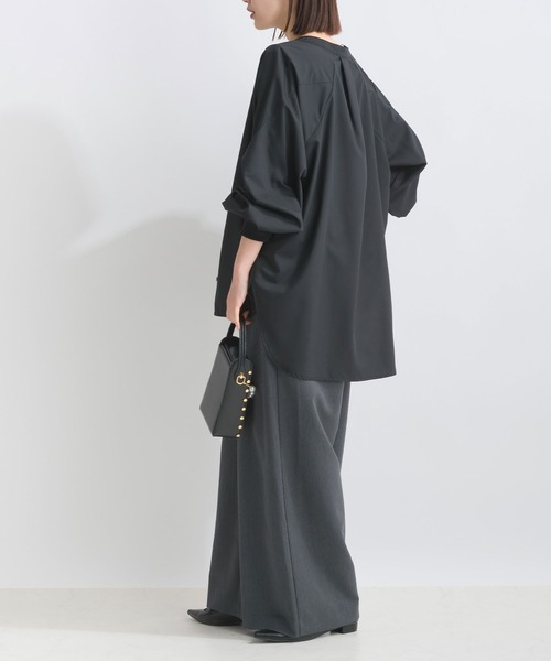 LUGIVA（ルギヴァ）の「リブ袖タックブラウス（シャツ/ブラウス・レディース・オフホワイト/ブラック・M）」の17枚目の写真