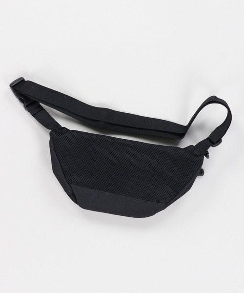 Dickies（ディッキーズ）の「【Dickies/ディッキーズ】メッシュウエストバッグ（ボディバッグ/ウエストポーチ・メンズ・ブラック・ONESIZE）」の6枚目の写真