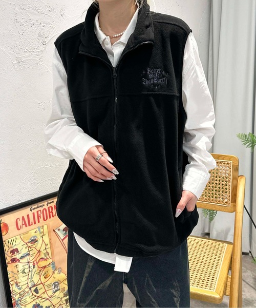 sedacle（セダクル）の「フリース刺繍ベスト（ベスト）」 - WEAR