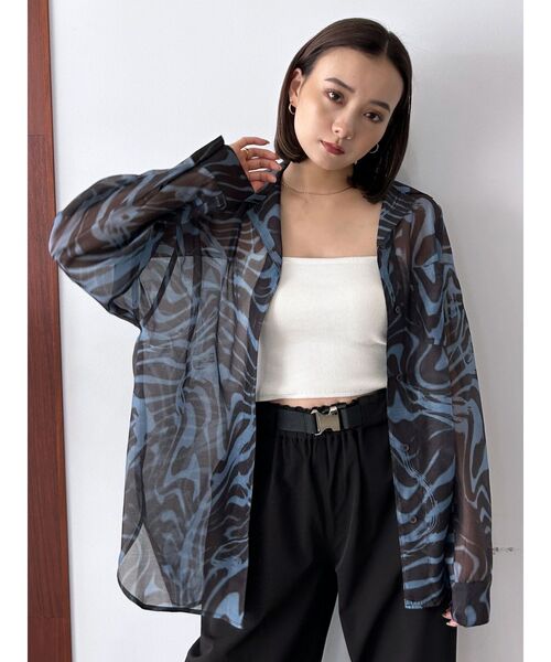 EMODA（エモダ）の「エアリールーズシャツ（シャツ/ブラウス・レディース・ベージュ/アイボリー/ブラック/ブルー・FREE）」の4枚目の写真