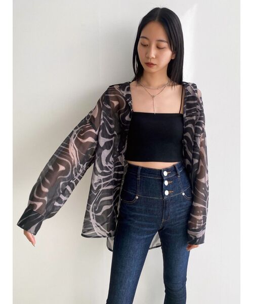 EMODA（エモダ）の「エアリールーズシャツ（シャツ/ブラウス・レディース・ベージュ/アイボリー/ブラック/ブルー・FREE）」の6枚目の写真