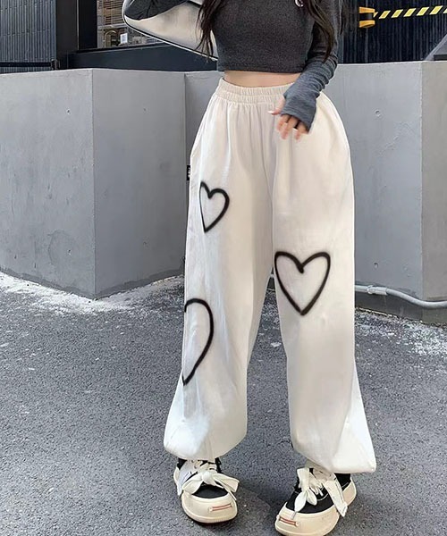 gossip！ロサンゼルス（ゴシップロサンゼルス）の「ハートペイントプリント  スウェット アンクルバンデッドパンツ（スウェットパンツ・レディース・カーキ/ブラック/ホワイト・FREE）」の5枚目の写真