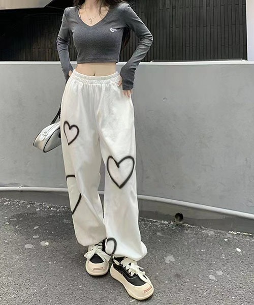 gossip！ロサンゼルス（ゴシップロサンゼルス）の「ハートペイントプリント  スウェット アンクルバンデッドパンツ（スウェットパンツ・レディース・カーキ/ブラック/ホワイト・FREE）」の8枚目の写真