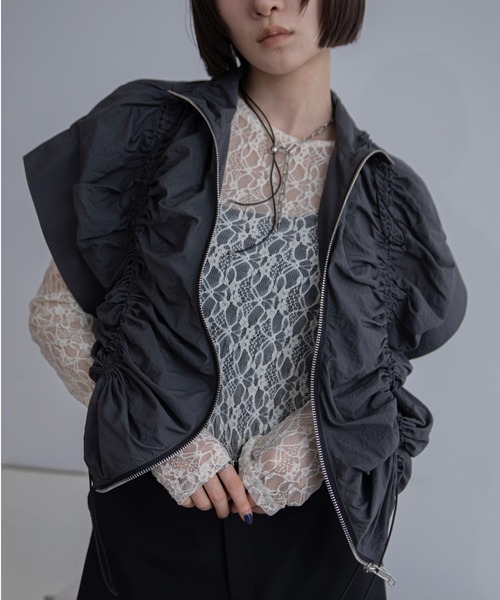 VACANCY（ヴァカンシー）の「サイドドロストZIPベスト/新色追加（ベスト・レディース・ライトグレー/ブラック/アイボリー/ネイビー/レッド・FREE）」の13枚目の写真