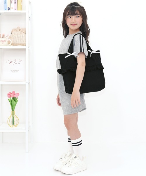 Bee des Bee（ビーデスビー）の「フリル＆リボン レッスントートバッグ（トートバッグ・キッズ・ピンク/ブラック/アイボリー・フリー）」の11枚目の写真