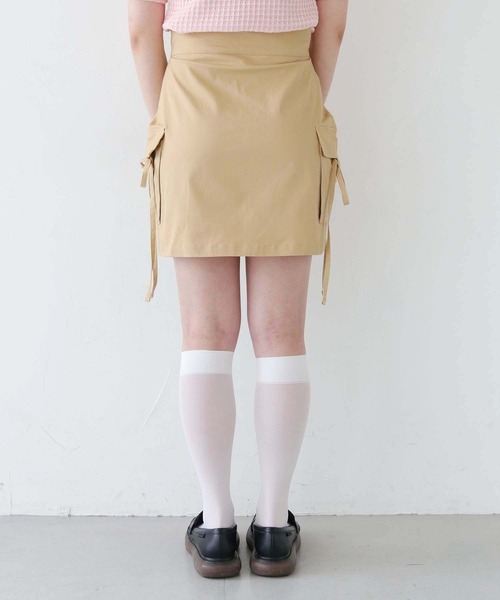 nomnom（ノムノム）の「【nomnom】リボンカーゴミニスカート（スカート・レディース・ベージュ/カーキ/グレー・SMALL/MEDIUM）」の22枚目の写真