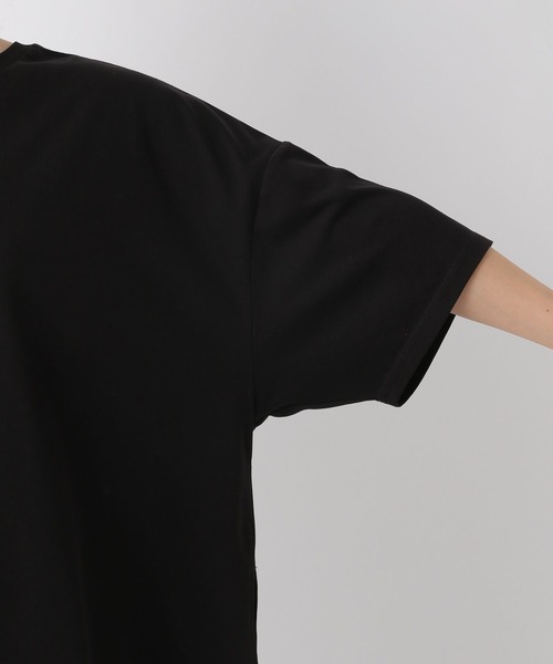 LEPSIM（レプシィム）の「【3つの機能付き】裾ラウンドBIGチュニック　987482（Tシャツ/カットソー・レディース・ライトグリーン/ライトグレー/グレイッシュベージュ/ブラック/ホワイト×ブラック/レッド/ボルドー・FREE）」の15枚目の写真