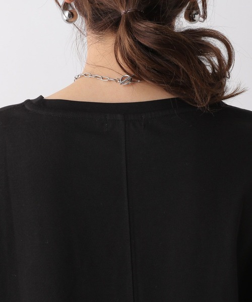 LEPSIM（レプシィム）の「【3つの機能付き】裾ラウンドBIGチュニック　987482（Tシャツ/カットソー・レディース・ライトグリーン/ライトグレー/グレイッシュベージュ/ブラック/ホワイト×ブラック/レッド/ボルドー・FREE）」の13枚目の写真