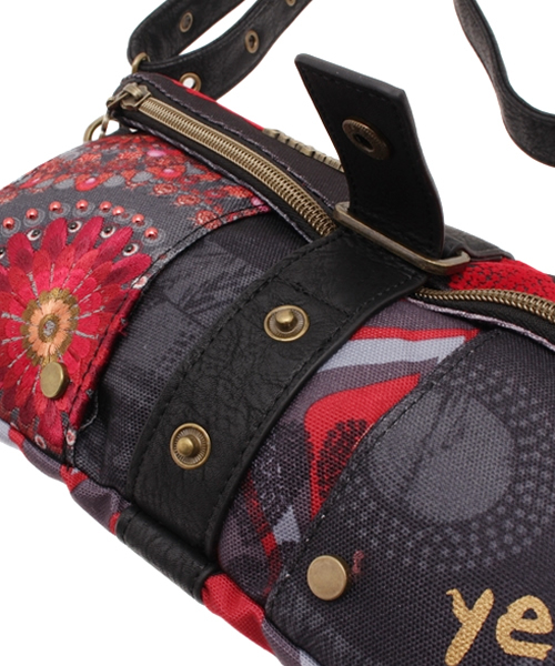 Desigual（デシグアル）の「「Desigual/デシグアル」カラフルショルダー/クラッチバッグ（ショルダーバッグ・レディース・レッド・ONE SIZE）」の8枚目の写真