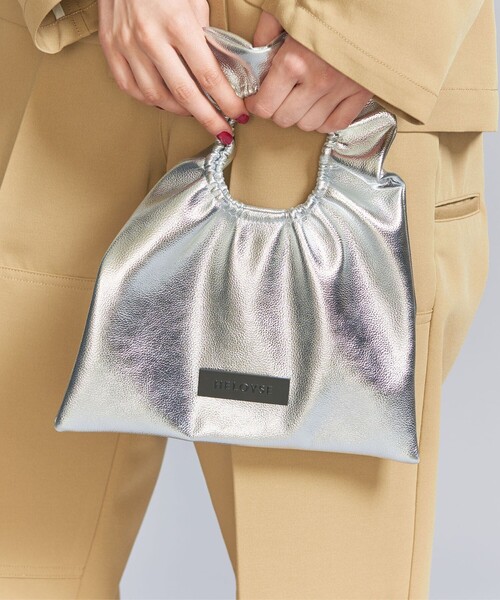 HELOYSE(エロイーズ)の「【一部別注】<HELOYSE>メタリック トースト ワンハンドルバッグ(ハンドバッグ・レディース・レッド/シルバー・FREE)」の3枚目の写真