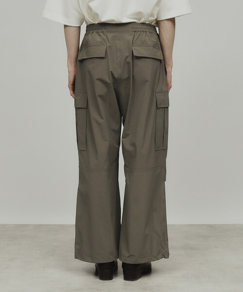 tk.TAKEO KIKUCHI（ティーケータケオキクチ）の「◆ナイロンワイドカーゴパンツ（その他パンツ・メンズ・ブラック/オフホワイト/ダークグリーン・03/02/01）」の7枚目の写真