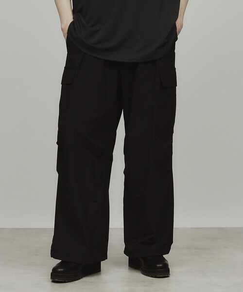tk.TAKEO KIKUCHI（ティーケータケオキクチ）の「◆ナイロンワイドカーゴパンツ（その他パンツ・メンズ・ブラック/オフホワイト/ダークグリーン・03/02/01）」の20枚目の写真