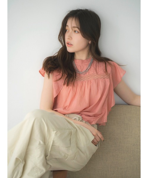 Ungrid（アングリッド）の「コットンノースリフリルブラウス（シャツ/ブラウス・レディース・ブラック/ピンク/オフホワイト・FREE）」の3枚目の写真