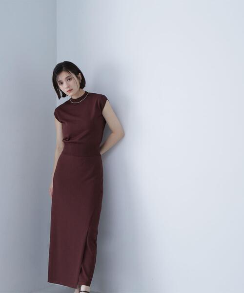 NATURAL BEAUTY BASIC(ナチュラルビューティーベーシック)の「ニットセットアップ(ワンピース・レディース・ブラック/ダークブルー/ダークブラウン・MEDIUM)」の2枚目の写真