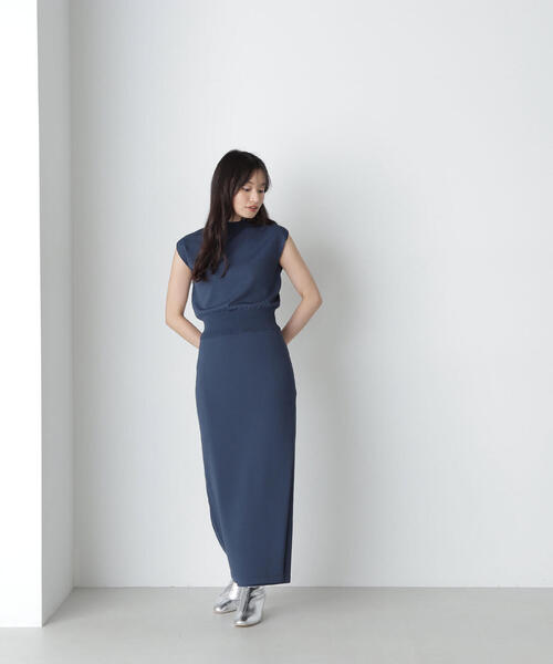 NATURAL BEAUTY BASIC（ナチュラルビューティーベーシック）の「ニットセットアップ（ワンピース・レディース・ブラック/ダークブルー/ダークブラウン・MEDIUM）」の7枚目の写真