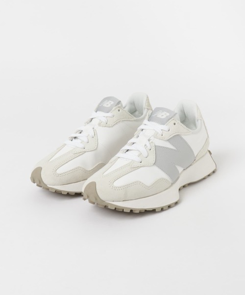 NEW BALANCE（ニューバランス）の「NEW BALANCE　327（スニーカー・レディース・ベージュ系その他/グレー系その他/ベージュ/カーキ・24.5/24/23.5）」の2枚目の写真