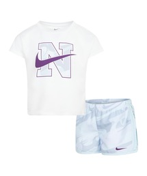 NIKE（ナイキ）の「【NIKE】NKG PREP IN YOUR STEP TEMPO SET//Tシャツ＆ショートパンツ/セットアップ/キッズ（Tシャツ/カットソー・キッズ）」