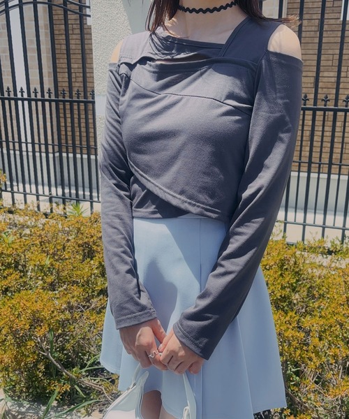 Newlyme(ニューリーミー)の「アシメントリーカットデザイントップス(Tシャツ/カットソー・レディース・ホワイト/ブラック/グレー・MEDIUM/LARGE/LL)」の7枚目の写真