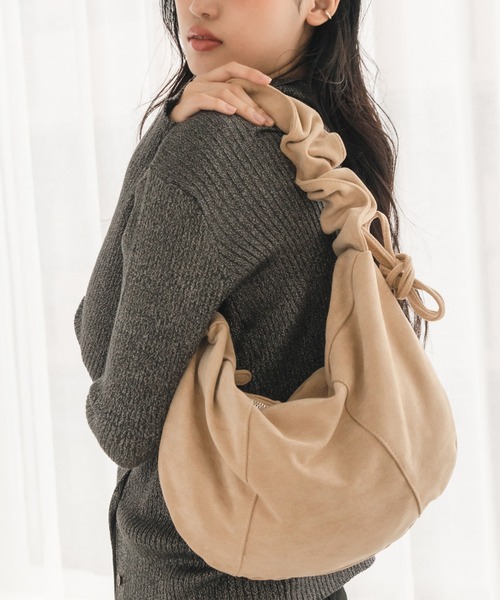 HEILIS（ヘイリス）の「2WAYギャザーフリルショルダーバッグ