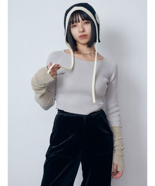 EMODA(エモダ)の「ハンドウォームリブニット(ニット/セーター・レディース・グレー/ブラック/アイボリー・FREE)」の21枚目の写真