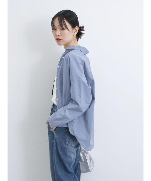 Samansa Mos2 blue(サマンサモスモスブルー)の「◎裾タックシャツ(シャツ/ブラウス・レディース・ブルー/チャコールグレー/ライトベージュ・F)」の12枚目の写真